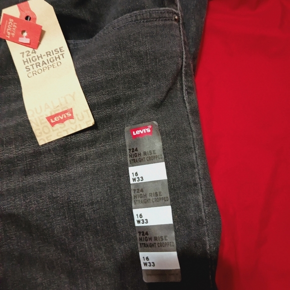 Levis 724 High Rise Straight Cropped Distressed Black Jeans, Size 16 - Picture 4 of 11